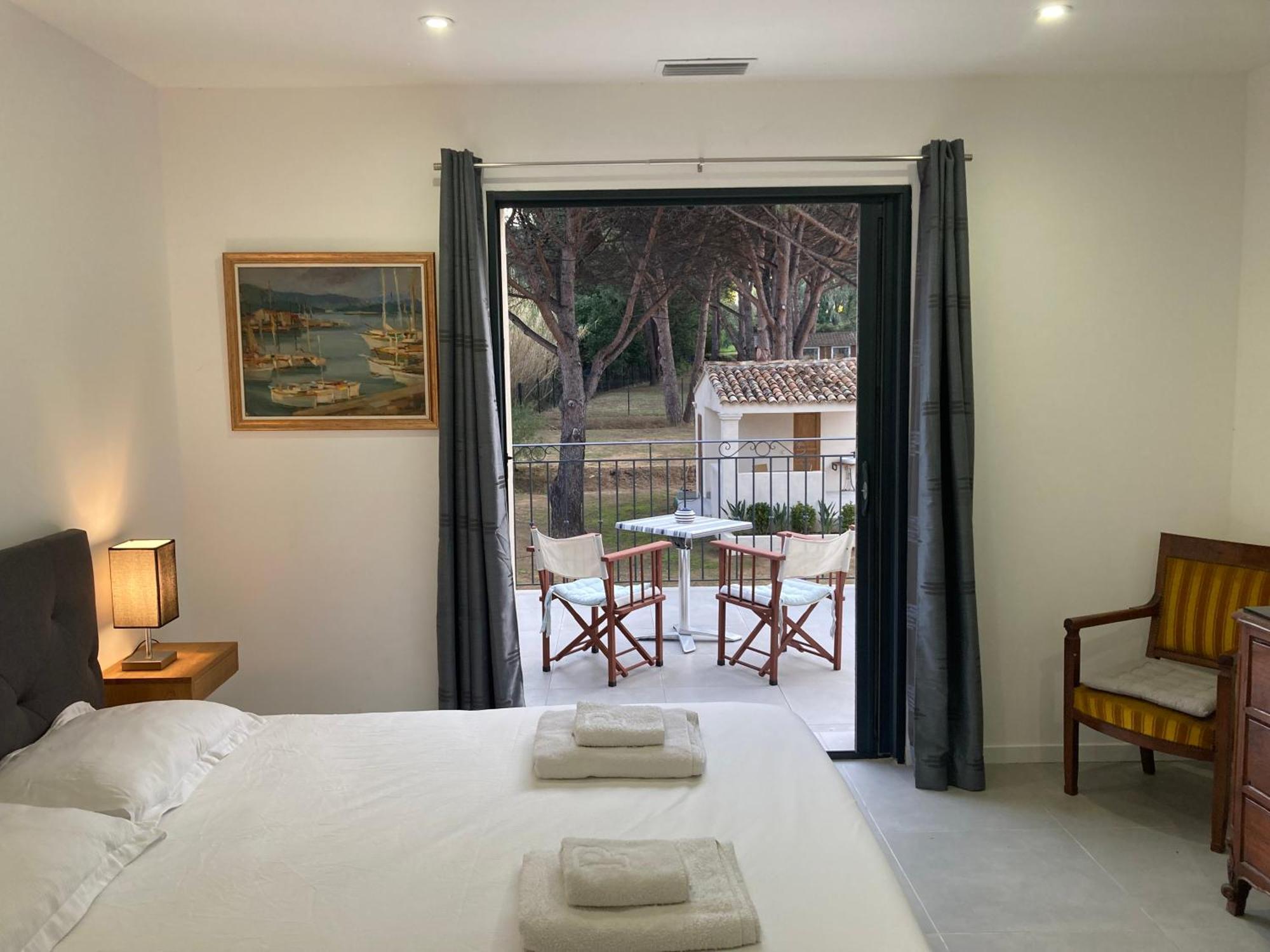 Loumar Bed & Breakfast *